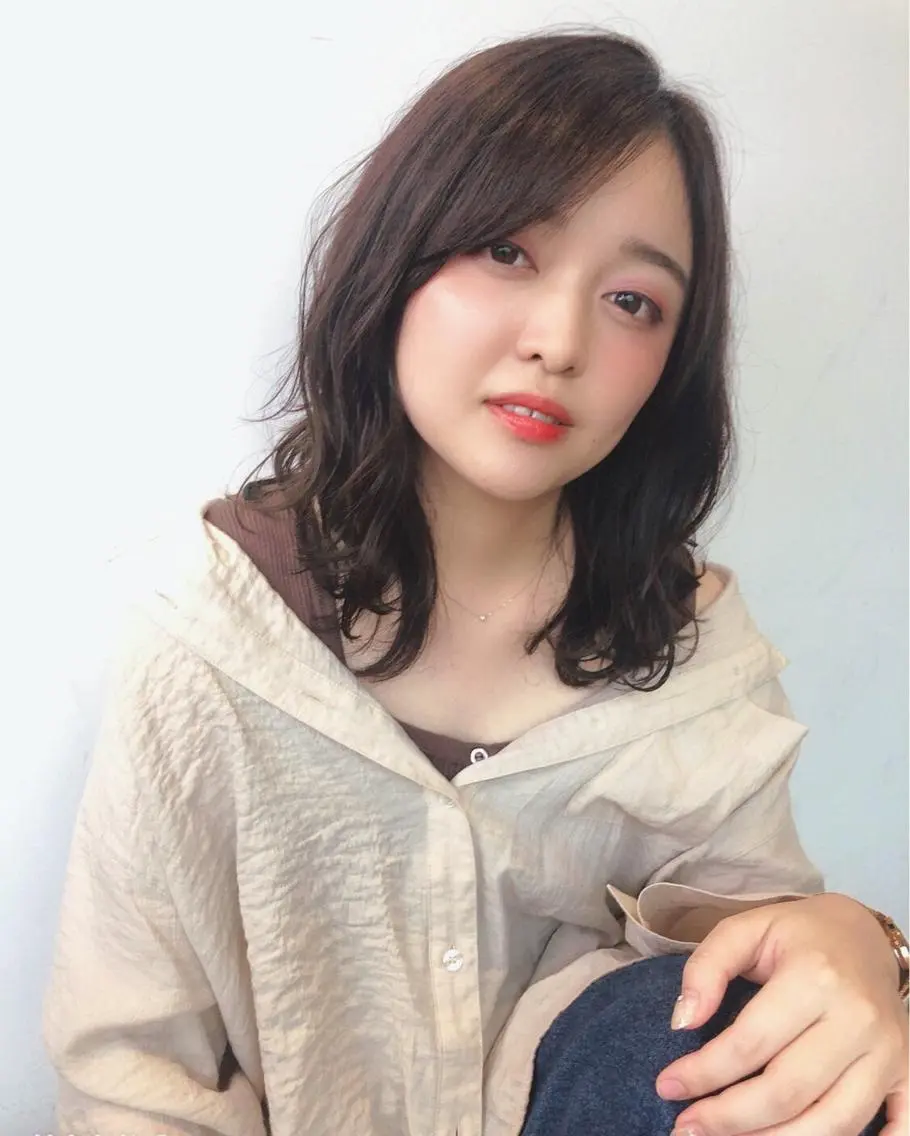 ミディアム ZAZA ASAMIのヘアスタイル