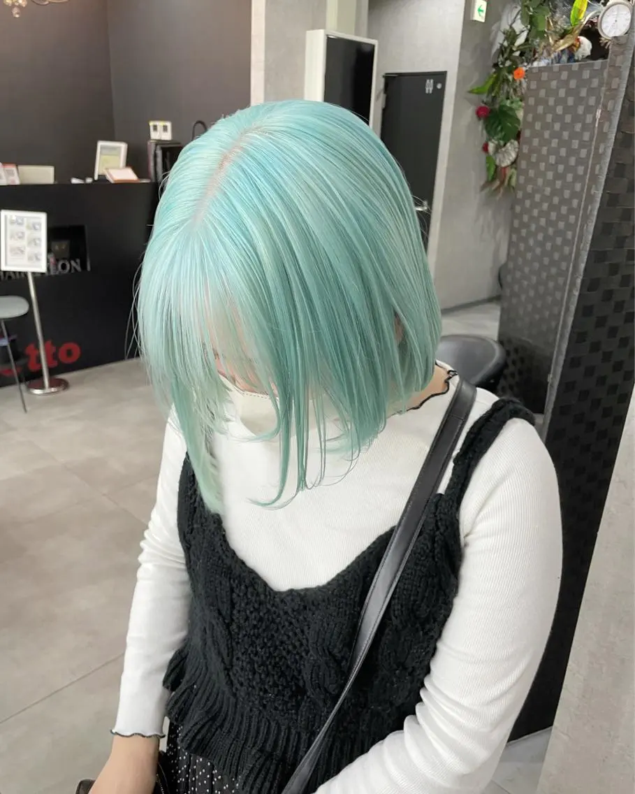 ショート ヘアカラー 佐藤 香太のヘアスタイル