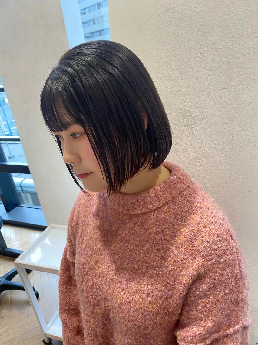 ショート カラー ボブ 増井 彩乃のヘアスタイル