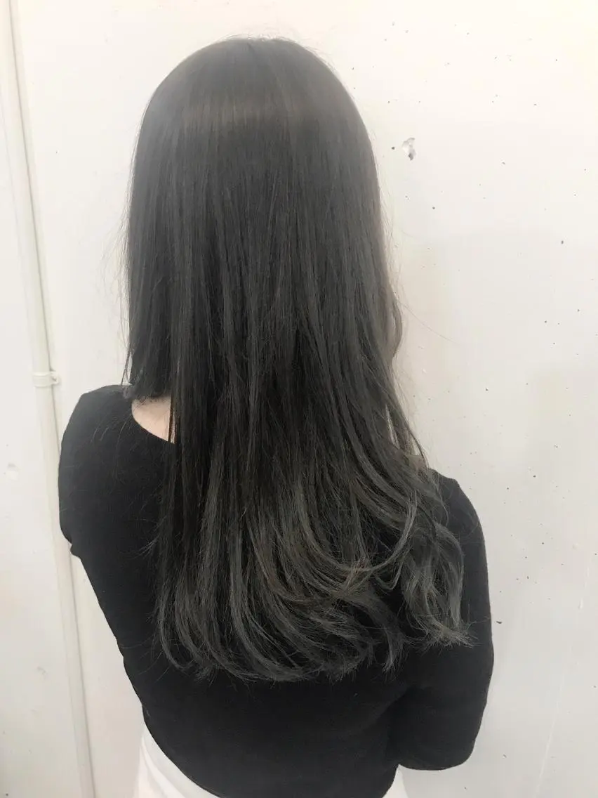 カラー ブリーチ ダブルカラー グラデーションカラー ヘアカラー トリートメント ヘッドスパ グレージュ/髪質改善 Yamato.hのヘアスタイル