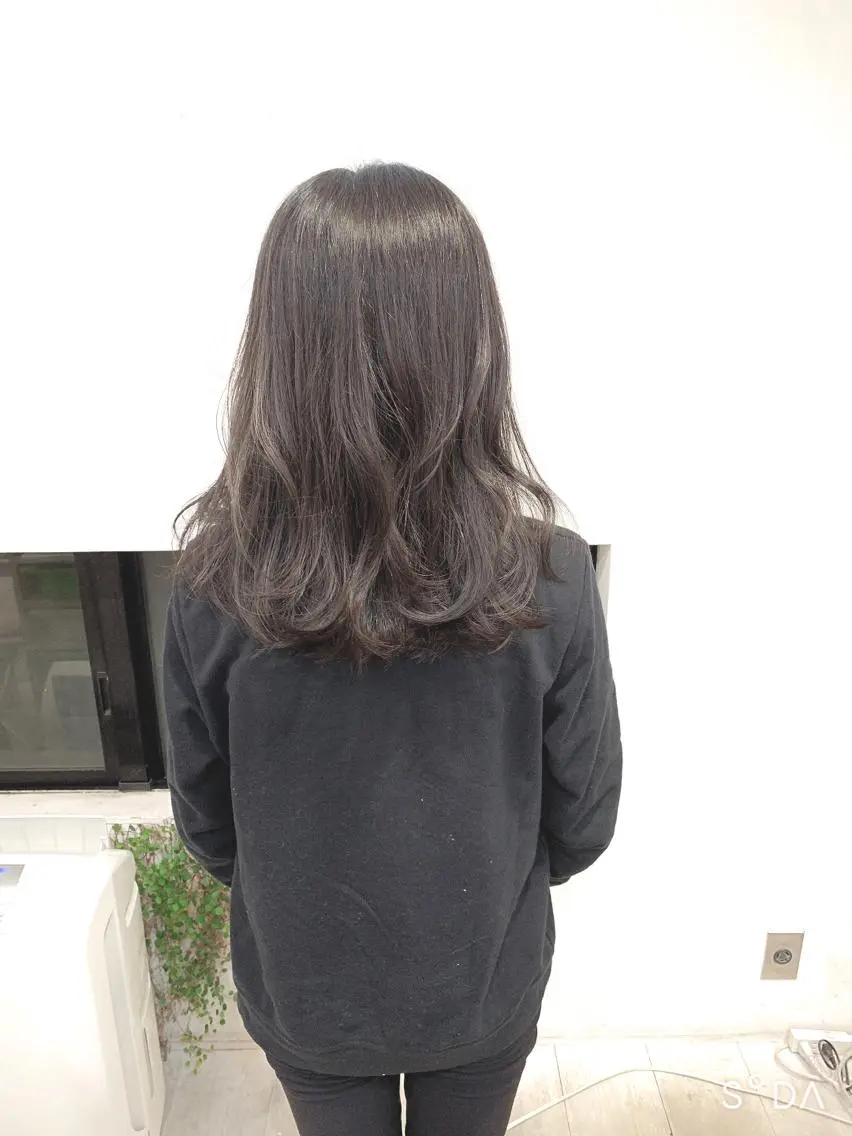 ミディアム 寺尾 迅平のヘアスタイル