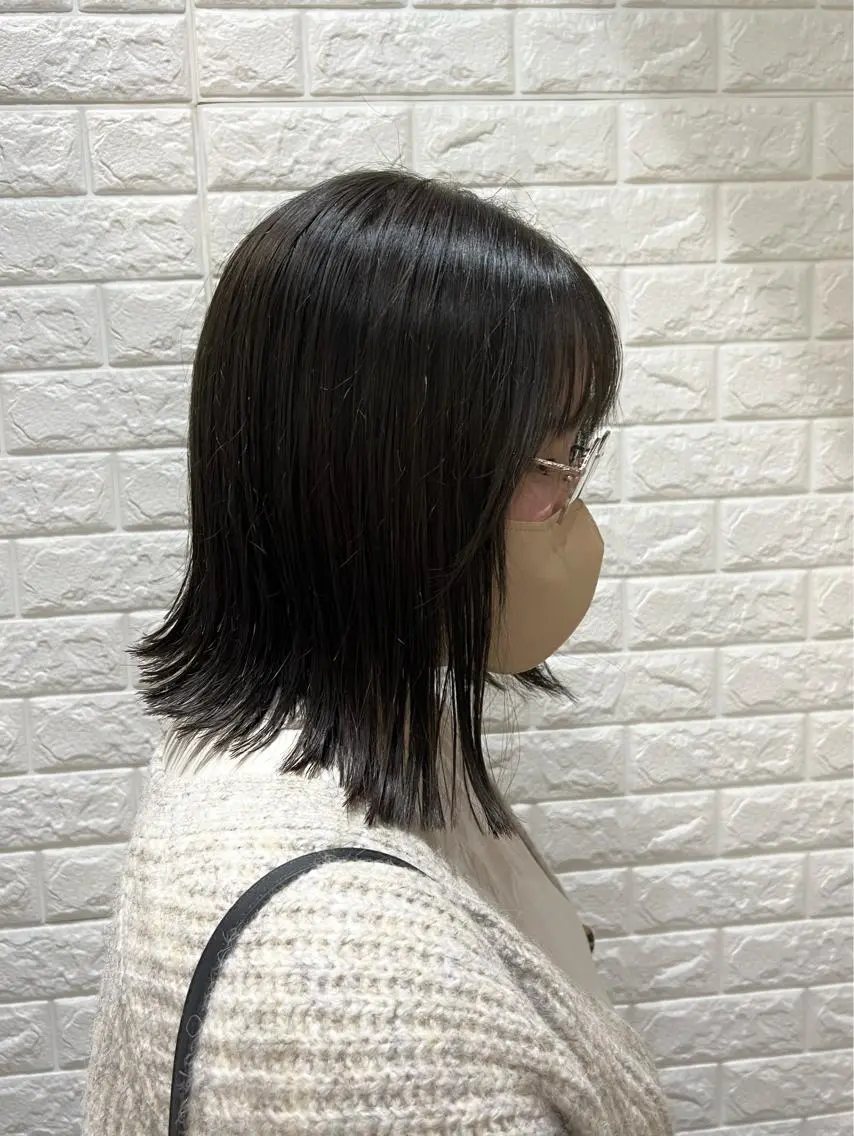 ミディアム カラー グレージュ オリーブグレージュ オリーブグレー ボブ カット ヘアカラー 石野 友唯のヘアスタイル