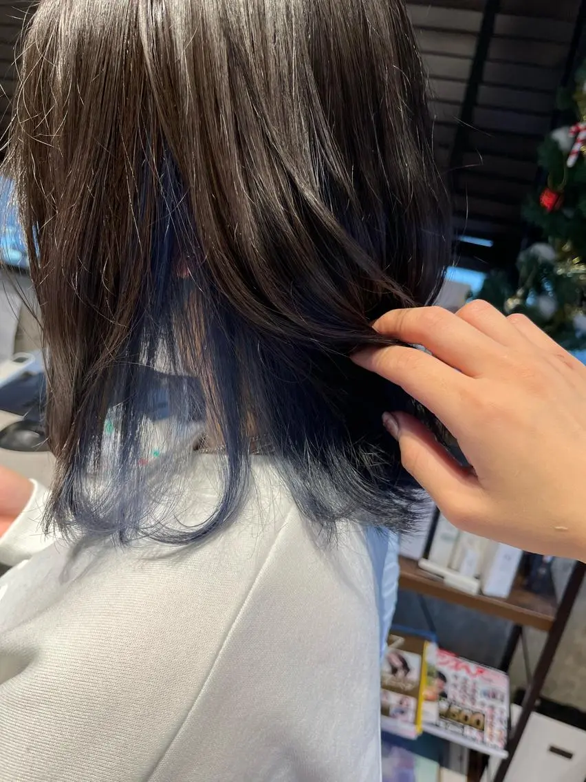 セミロング カット ヘアカラー Number CHIHIROのヘアスタイル