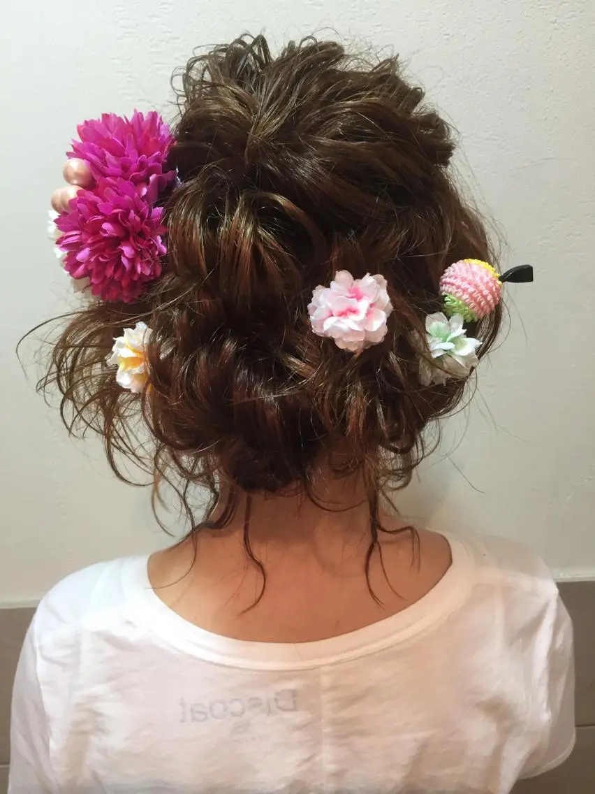 セミロング カラー パーマ ヘアアレンジ おくれ毛 可愛いを作る神 ナオヒロのヘアスタイル