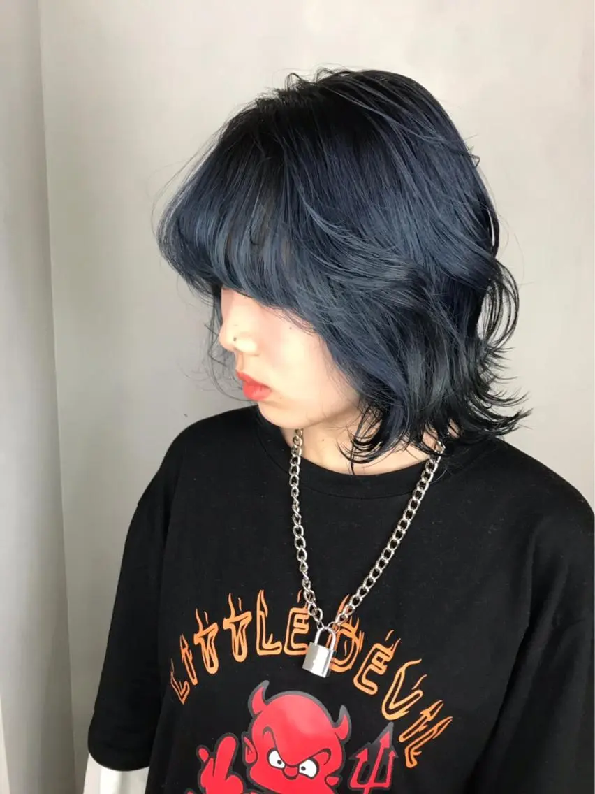 ミディアム カラー ブルーカラー BROCANTE立川 karasawa.nのヘアスタイル