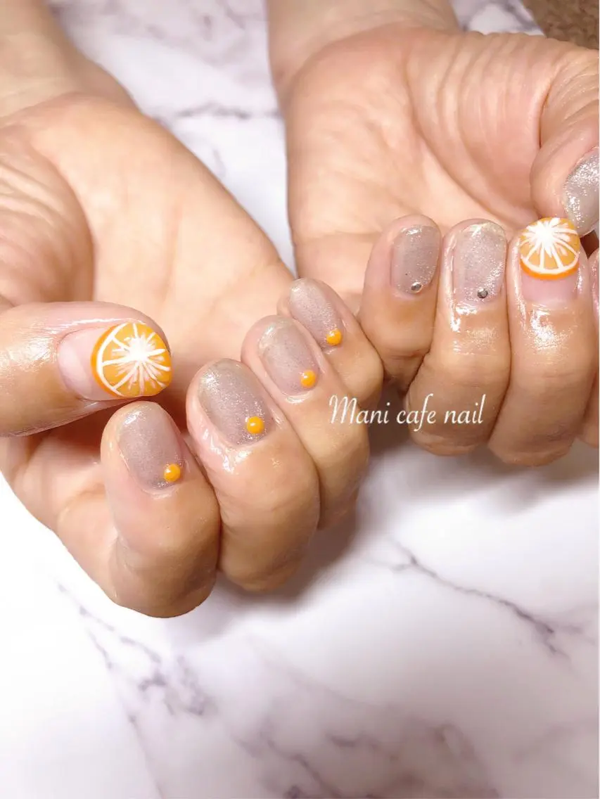 ネイル オレンジ ぷっくりネイル ハンドネイル Mani cafe nailのネイルデザイン