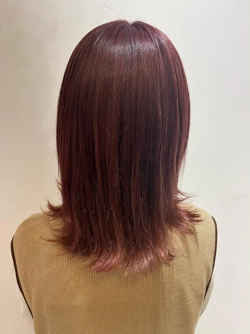ミディアム カラー ヘアカラー トリートメント 🐺ウルフ/レイヤー 似合わせ‎🤍沙羅のヘアスタイル