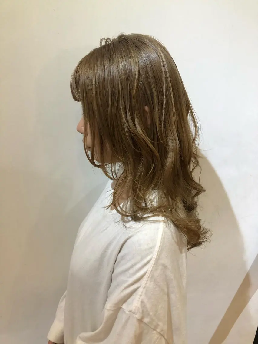 ミディアム カラー パーマ ヘアアレンジ 新宿/顔周りカット +レイヤー=しずく♩のヘアスタイル