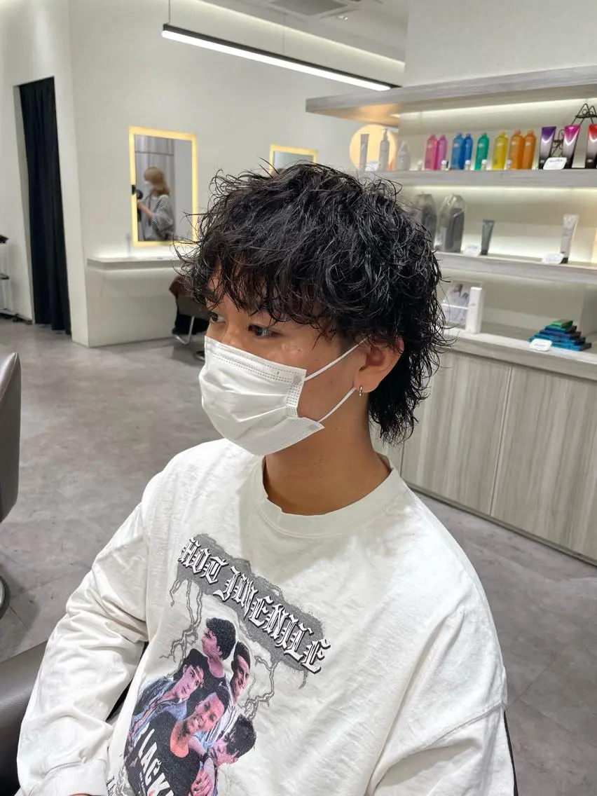 ショート パーマ メンズ メンズウルフカット ウルフカット メンズ特化/今池駅 徒歩1分/岡本一真のヘアスタイル