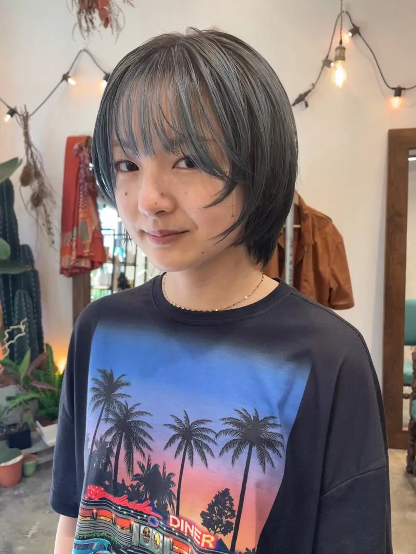 ミディアム カラー 狩野 羅夢のヘアスタイル