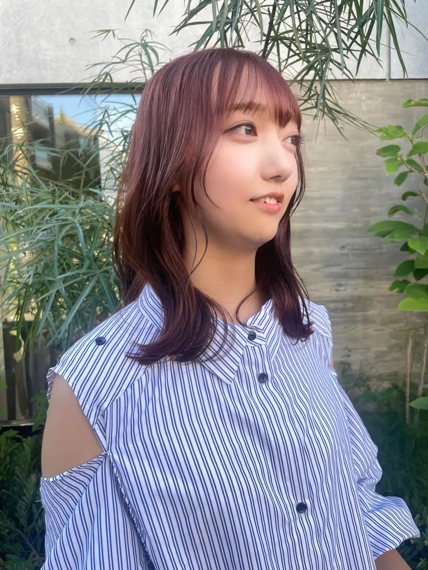 ミディアム カラー カット ヘアカラー トリートメント 顔周りカット 【オノザワリョウ】のヘアスタイル