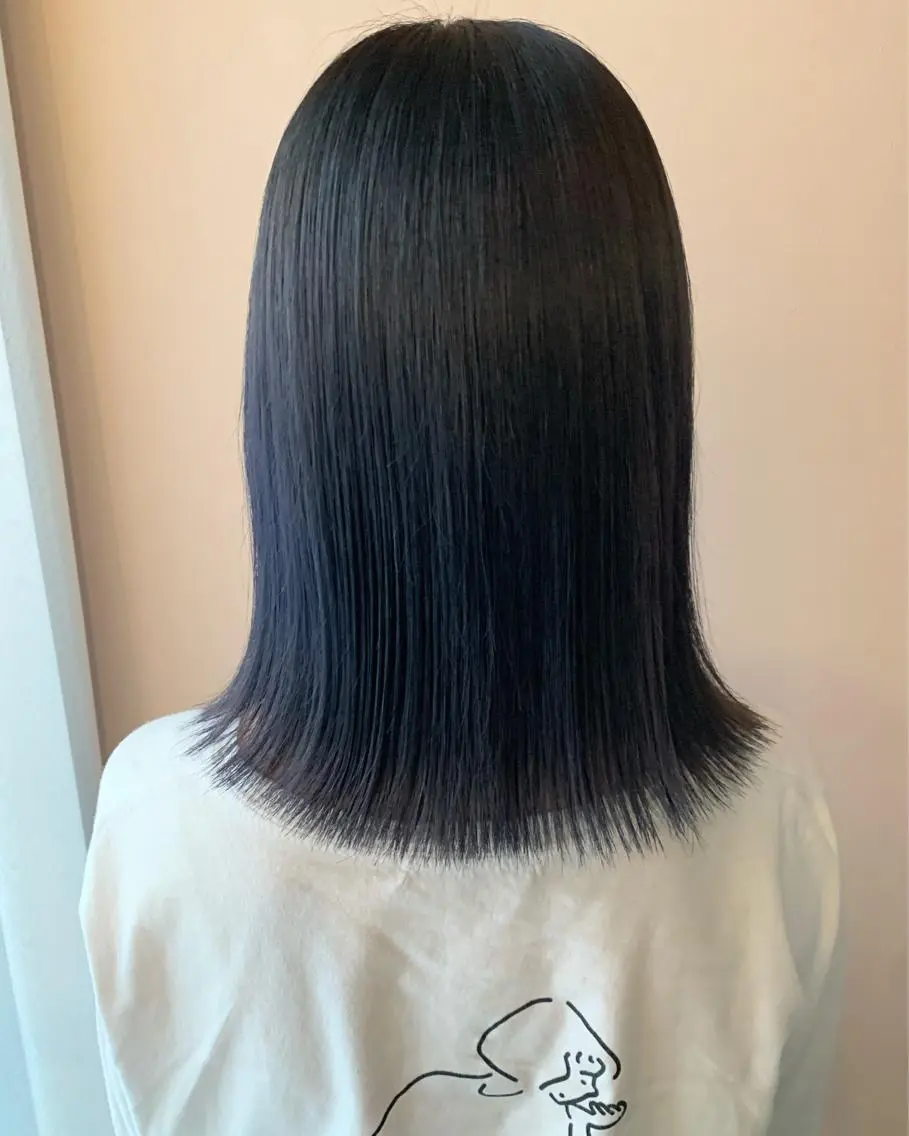 ミディアム カラー ブルーカラー ブルーラベンダー グラデーションカラー ラベンダーカラー カット ヘアカラー トリートメント hubhair レイヤー/透明感のヘアスタイル