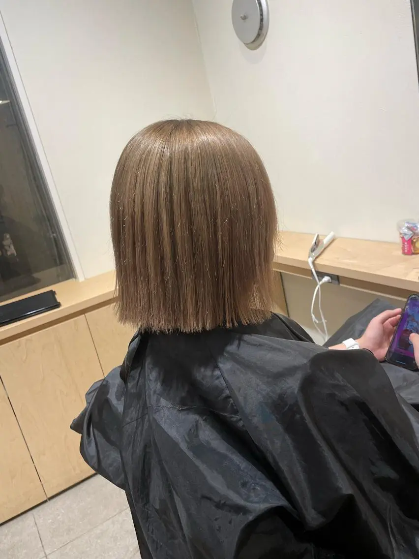 ショート カラー ベージュカラー ブリーチ ミルクティーベージュ 渋谷/フェード/ 國分 翔のヘアスタイル