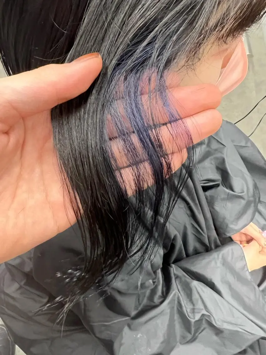 ミディアム 亀田 泰生のヘアスタイル