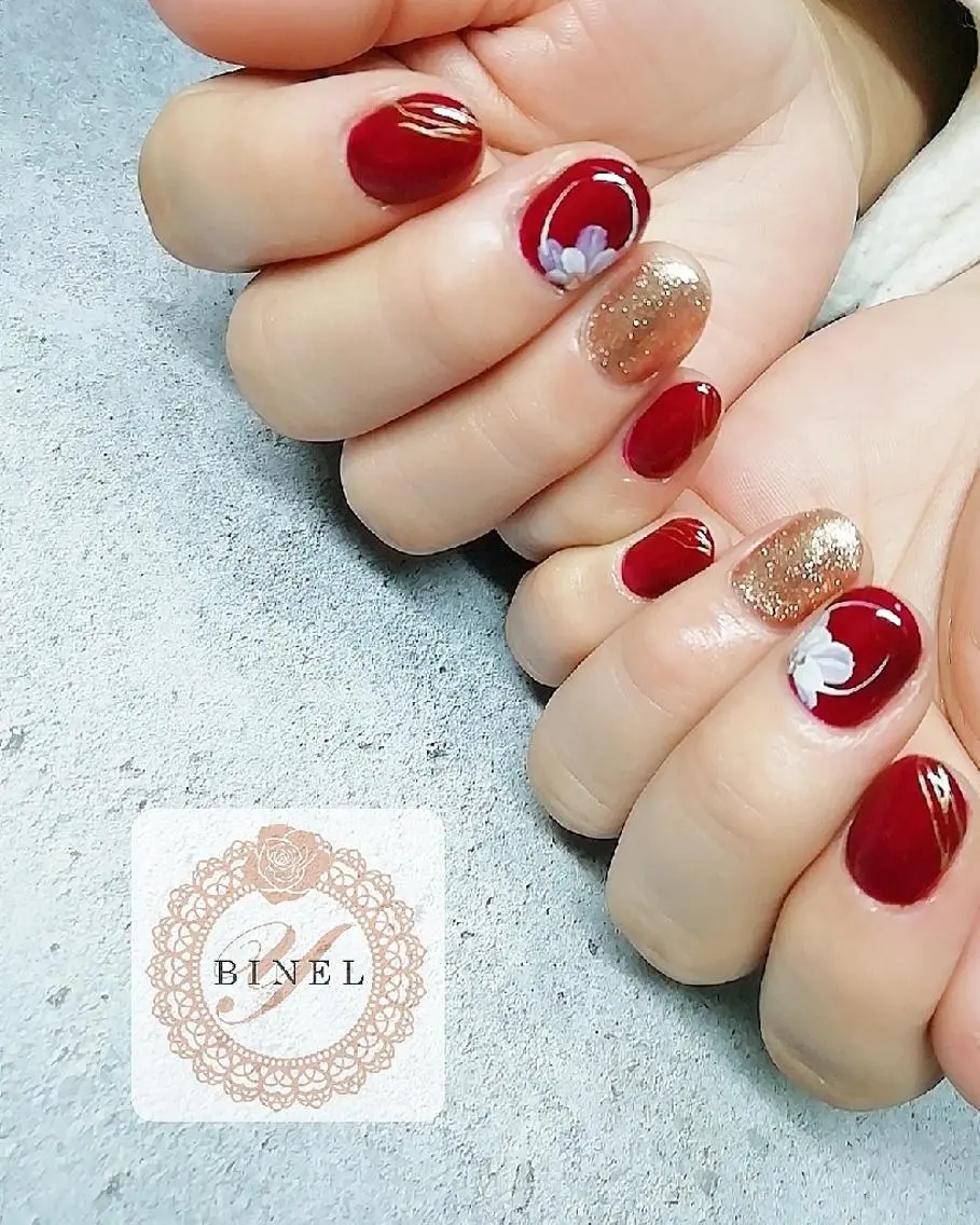 ネイル ハンドネイル Nail Salon Y.BINELのネイルデザイン