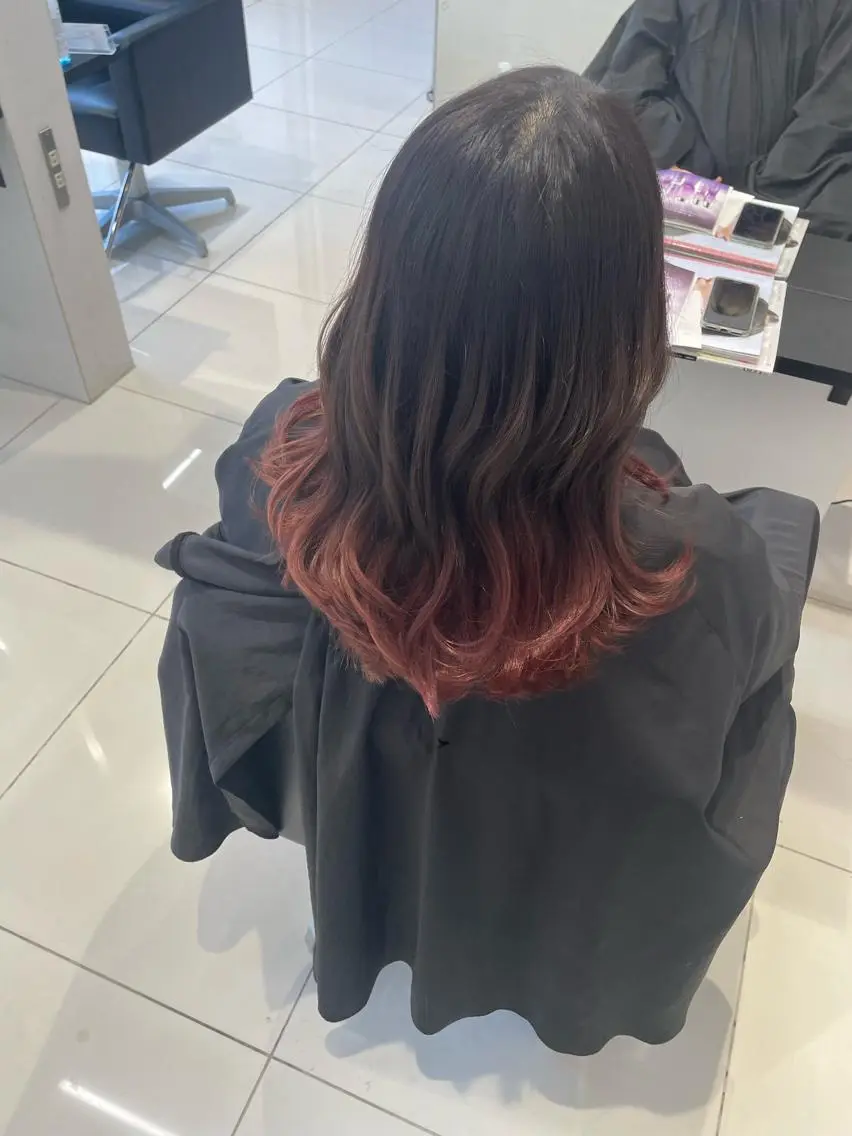 ミディアム カラー ブリーチ グラデーションカラー ⭐️無料!カット モデル募集⭐️夕貴のヘアスタイル
