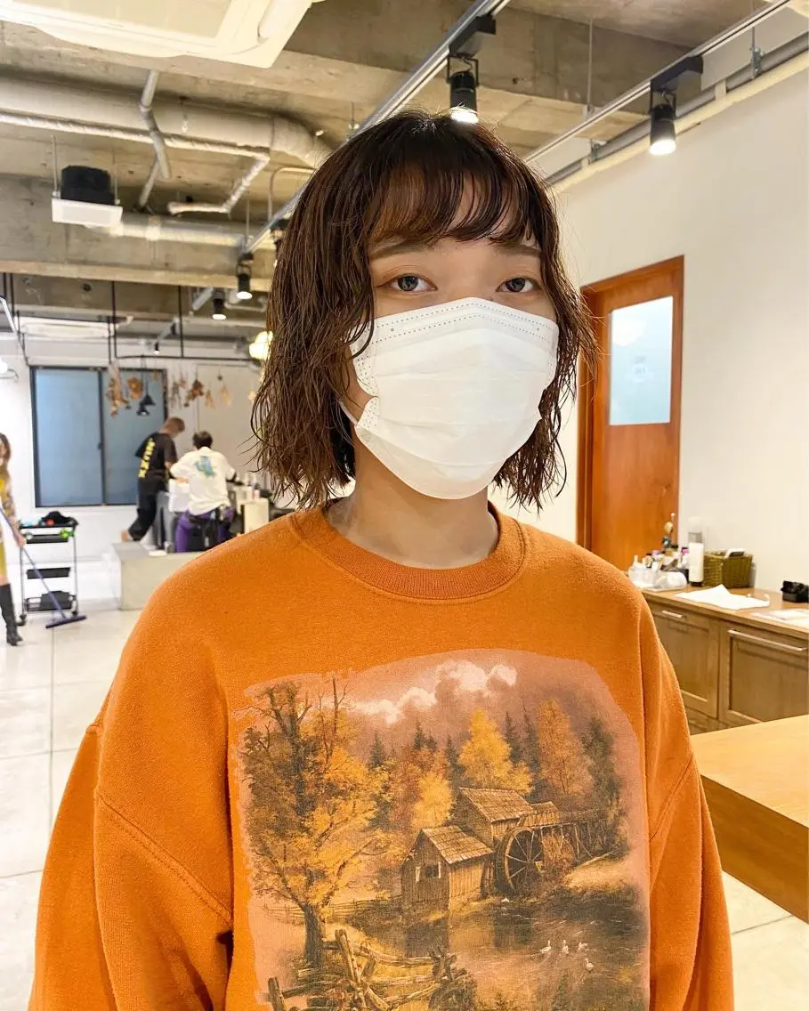 ミディアム カラー パーマ ヘアアレンジ メンズ キッズ ネイル マツエク・マツパ ミディアムパーマ メンズブリーチ メンズパーマ ブリーチ ボブ パーマスタイル🔅 sayacaのヘアスタイル