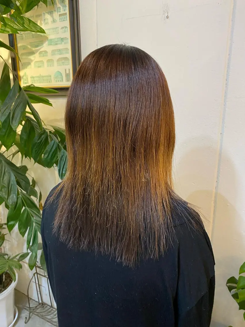セミロング パーマ カット 縮毛矯正 長濱 俊のヘアスタイル