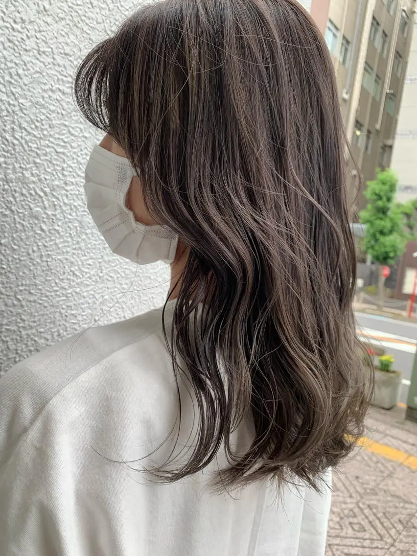 ミディアム カラー ブリーチ 透明感カラー Earth岩槻店 YAGIのヘアスタイル