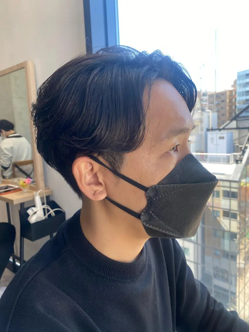 ミディアム パーマ メンズ カット パーマ トリートメント 似合う髪型見つけます AYAKAのヘアスタイル