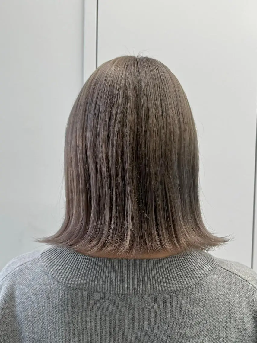 ミディアム カラー アディクシーカラー アッシュ ブルーカラー ダークアッシュ グレージュ 【公式】amble luxe 中野のヘアスタイル