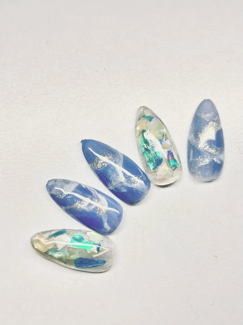 セミロング ネイル ブルー ニュアンスネイル RIONnail Yurikaのネイルデザイン