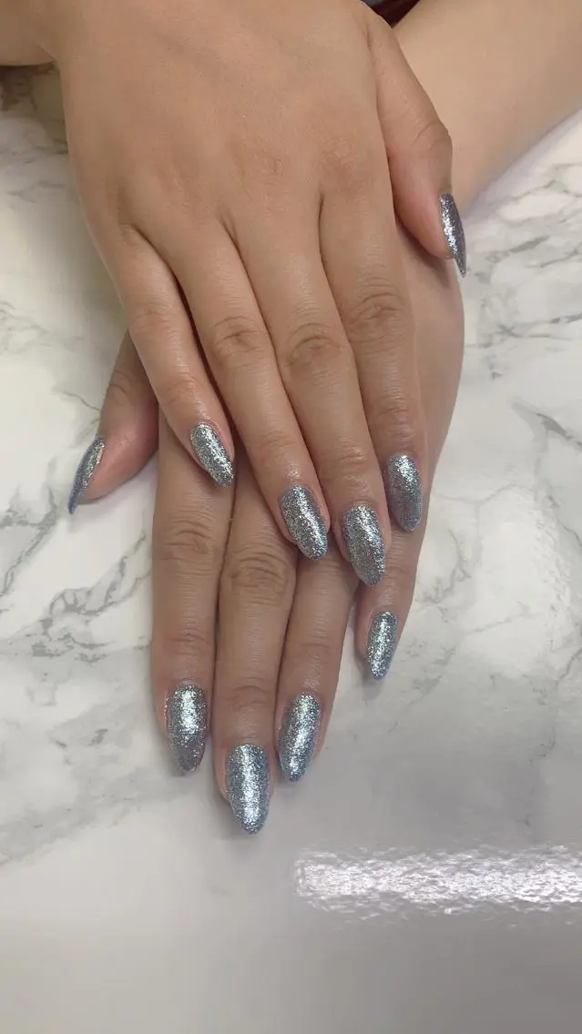 ネイル はな💎ネイル ワンホン、長さ出しのネイルデザイン