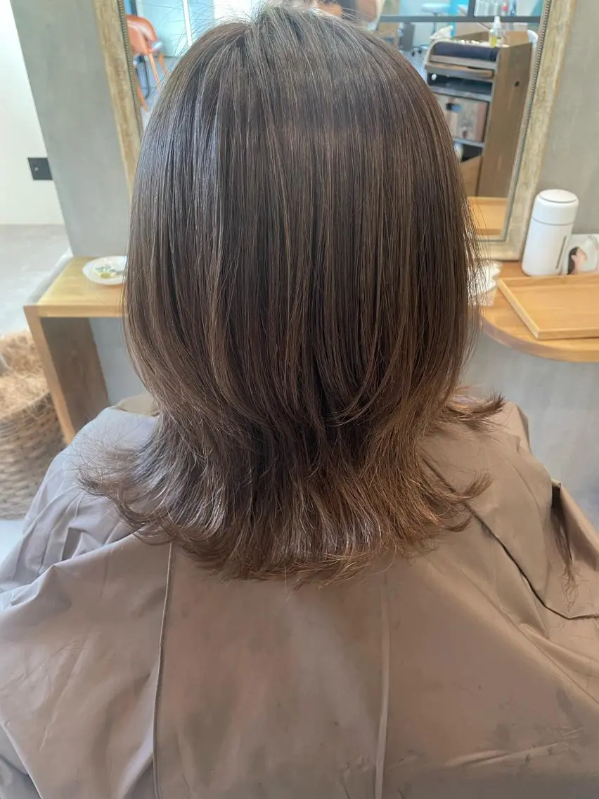 ミディアム ウルフカット hair&make Lokahiのマツエク・マツパデザイン