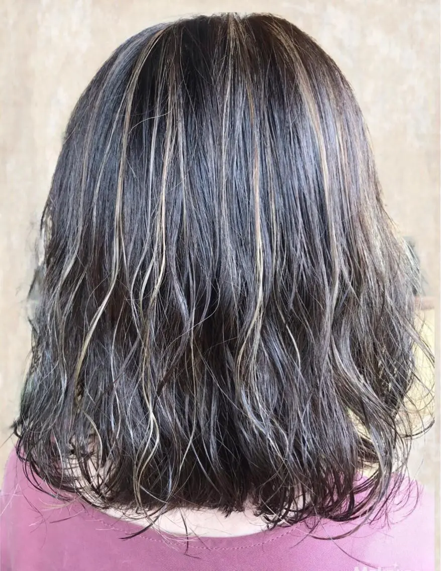 セミロング カラー ハイライトカラー ハイライト カット ヘアカラー トリートメント hair works raptureのヘアスタイル