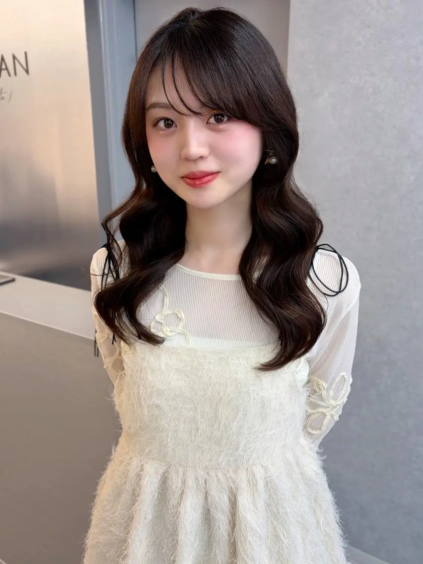 ロング カラー ブラウンカラー 顔周りカット 韓国風ヘア レイヤーカット ヘアカラー トリートメント さや🍀/透明感 カラー/ヘアセットのヘアスタイル
