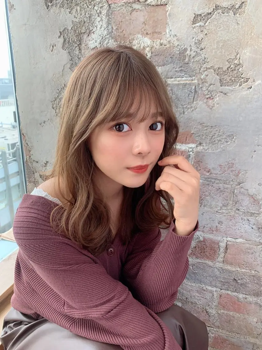 セミロング カラー バレイヤージュ ブリーチ ケアブリーチ ダブルカラー ハイライトカラー カット ヘアカラー トリートメント 銀座✨レイヤーカット 顔まわり/坂本亜裟海のヘアスタイル