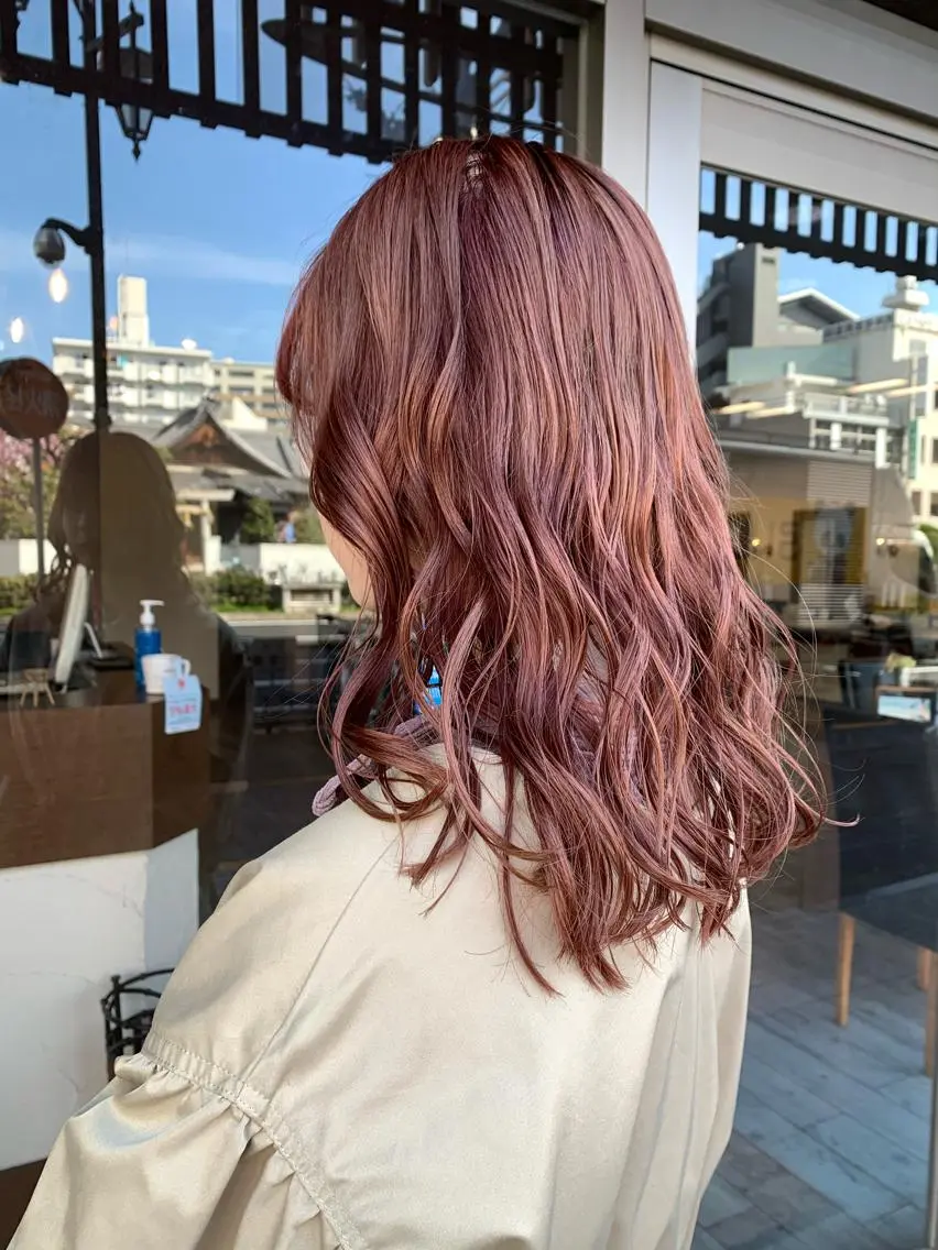 セミロング カラー ピンクカラー イワタ マハ/ minim hairのヘアスタイル