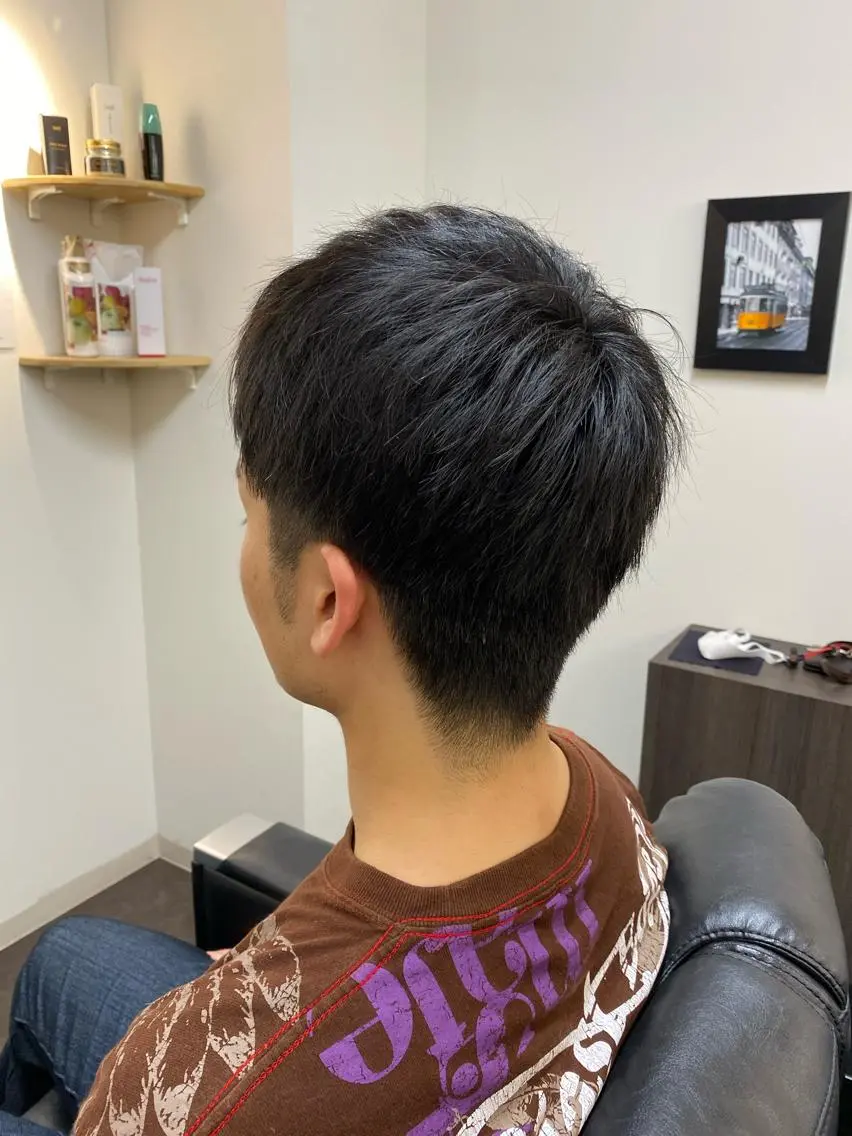 ショート メンズ KUTSUKAKE YUTOのヘアスタイル