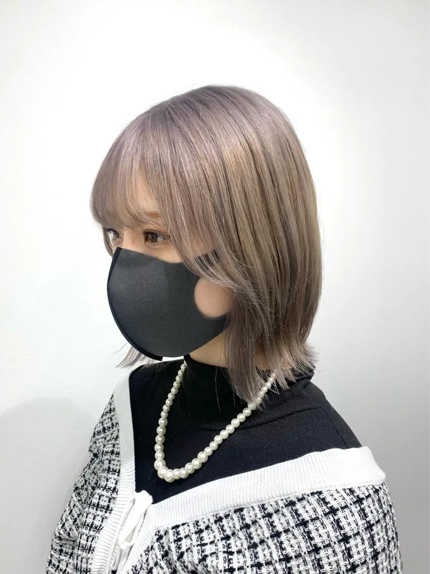 ミディアム カラー レイヤー ハイトーン 暖色⭐︎KANAKOのヘアスタイル