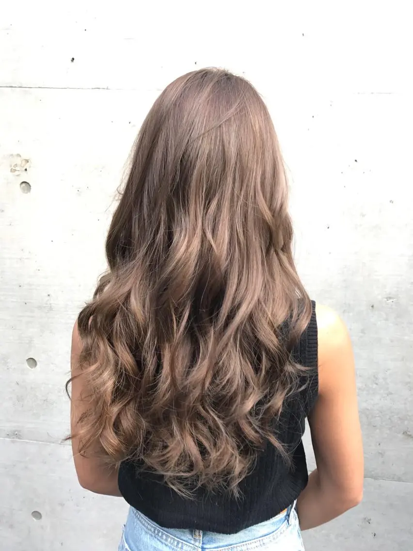 ロング カラー ベージュカラー エクステ 色落ちまでキレイに！ ！女性サロンのヘアスタイル