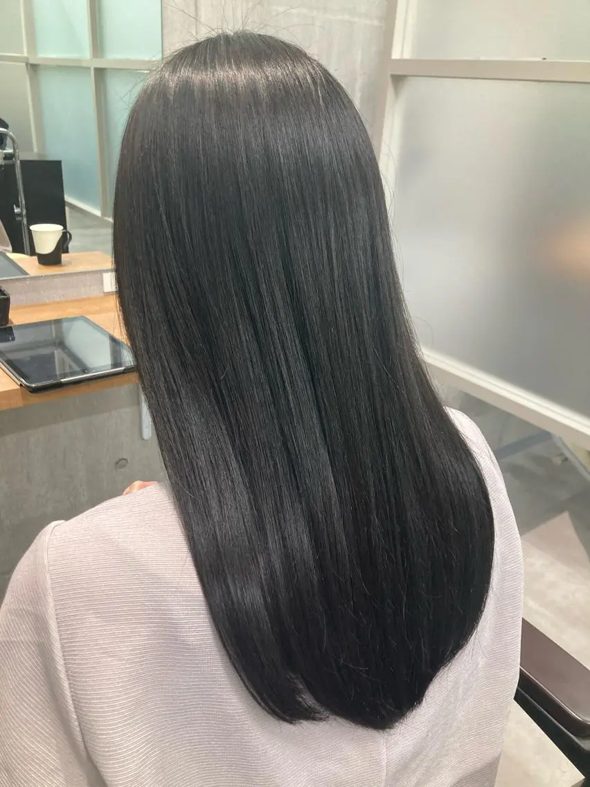 セミロング カット トリートメント newi WASHIOのヘアスタイル