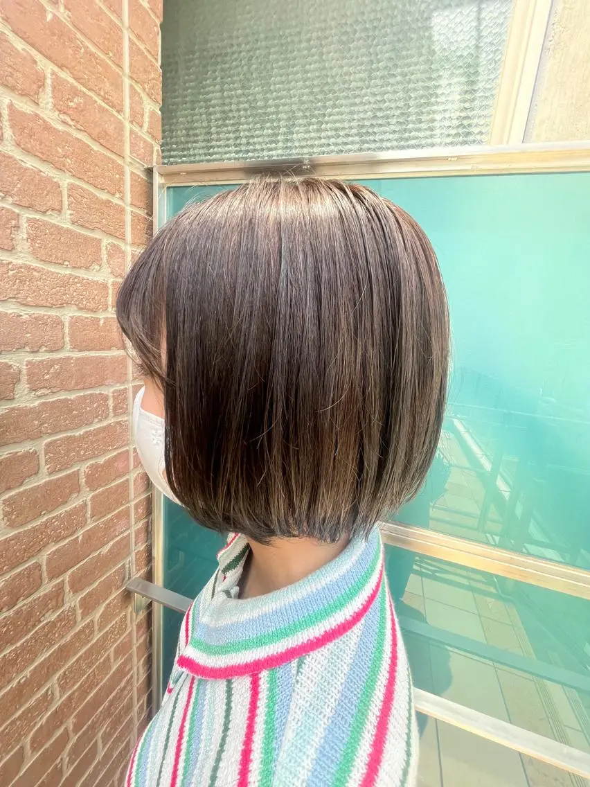ミディアム カラー パーマ ヘアアレンジ メンズ キッズ ネイル マツエク・マツパ アイブロウ メンズブリーチ メンズハイライト メンズインナーカラー メンズ韓国風 ブリーチ 久木原 ゆりのヘアスタイル