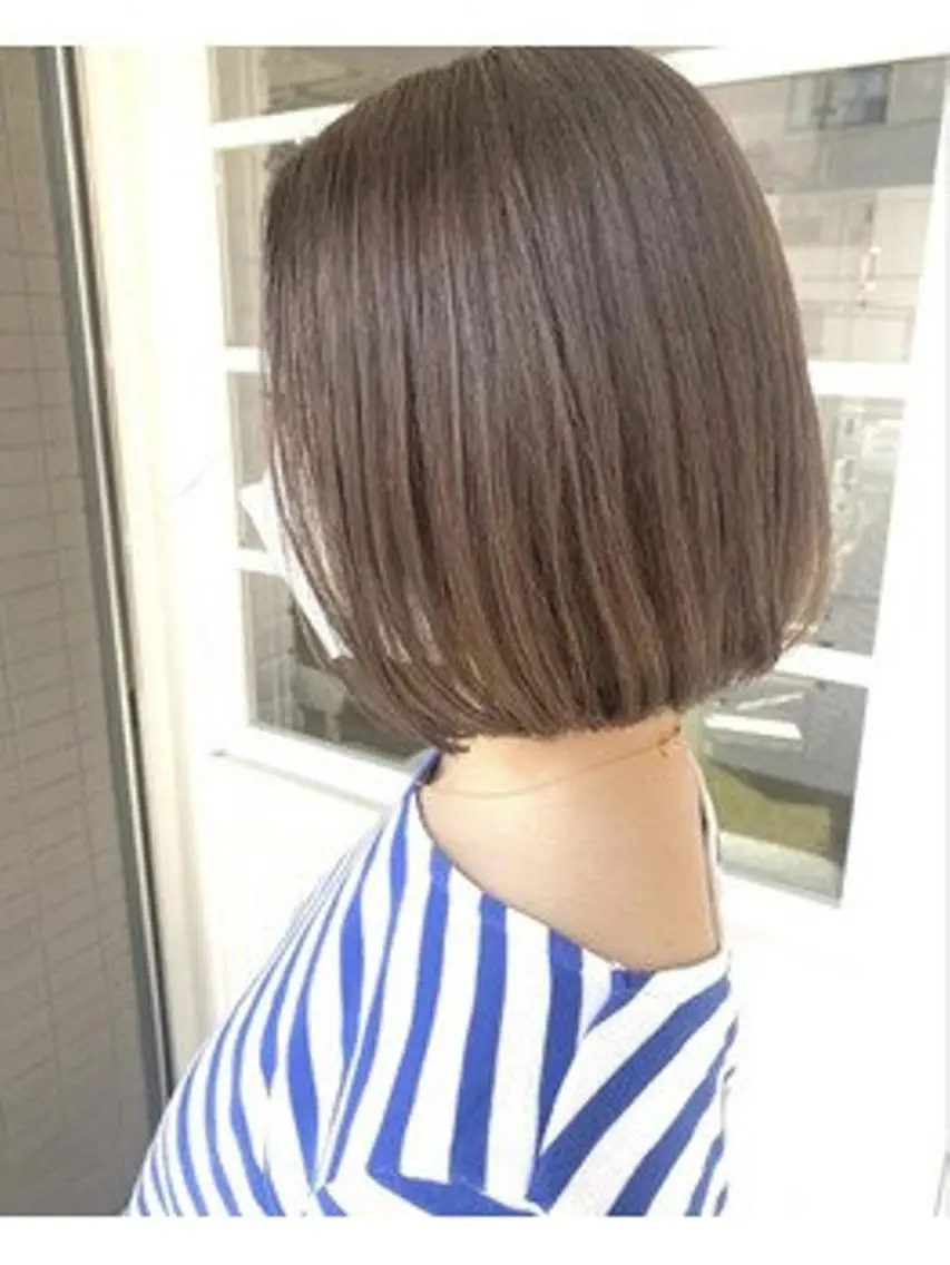 ミディアム カラー パーマ ヘアアレンジ ミディアムパーマ アディクシーカラー ベージュカラー ブリーチ ケアカラー カット トリートメント ヘアケア特化型サロン newi 梅田のヘアスタイル