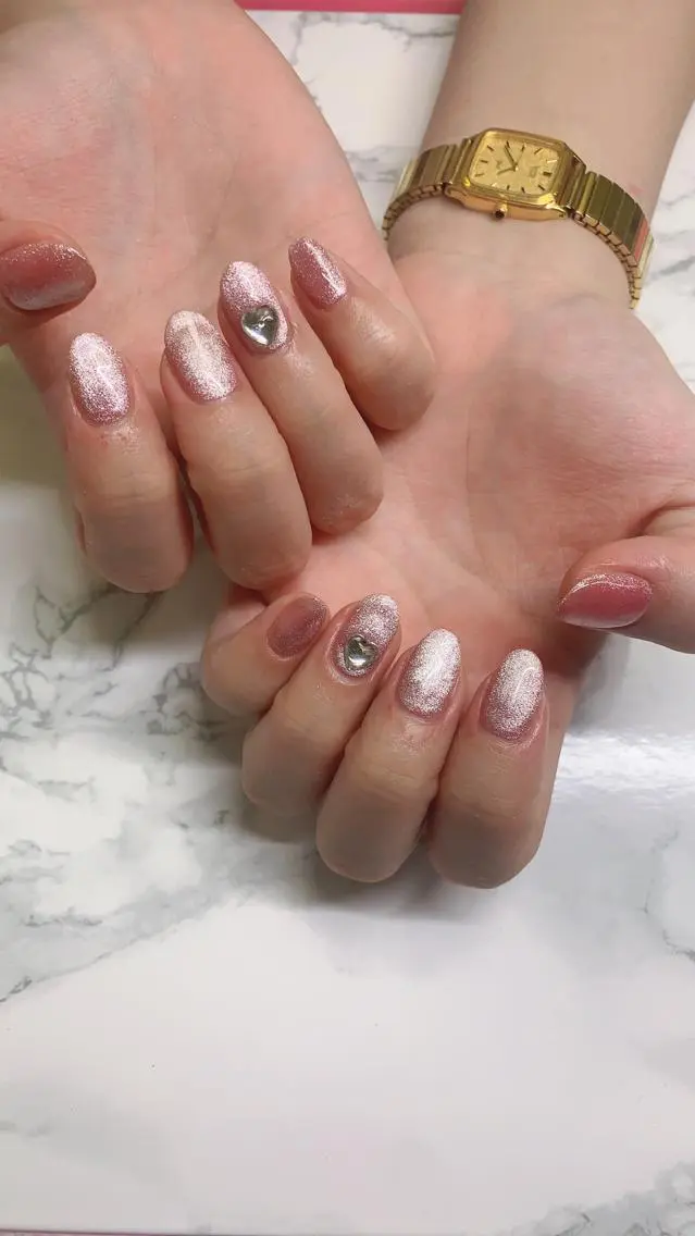 ネイル ハンドネイル はな💎ネイル ワンホン、長さ出しのネイルデザイン
