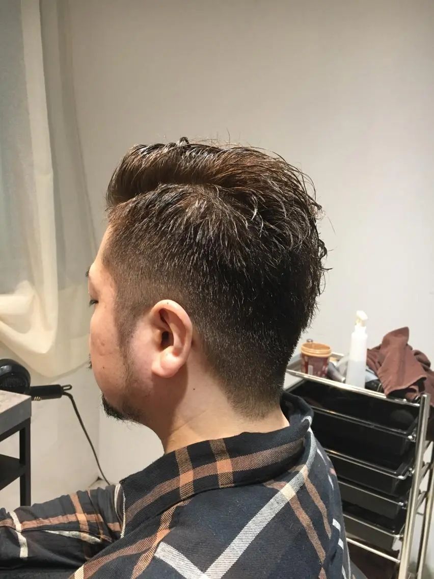 ショート カラー メンズ 刈り上げ イルミナカラー カット ヘアカラー トリートメント 髪質改善ULTOWA ✨松井　美幸のヘアスタイル