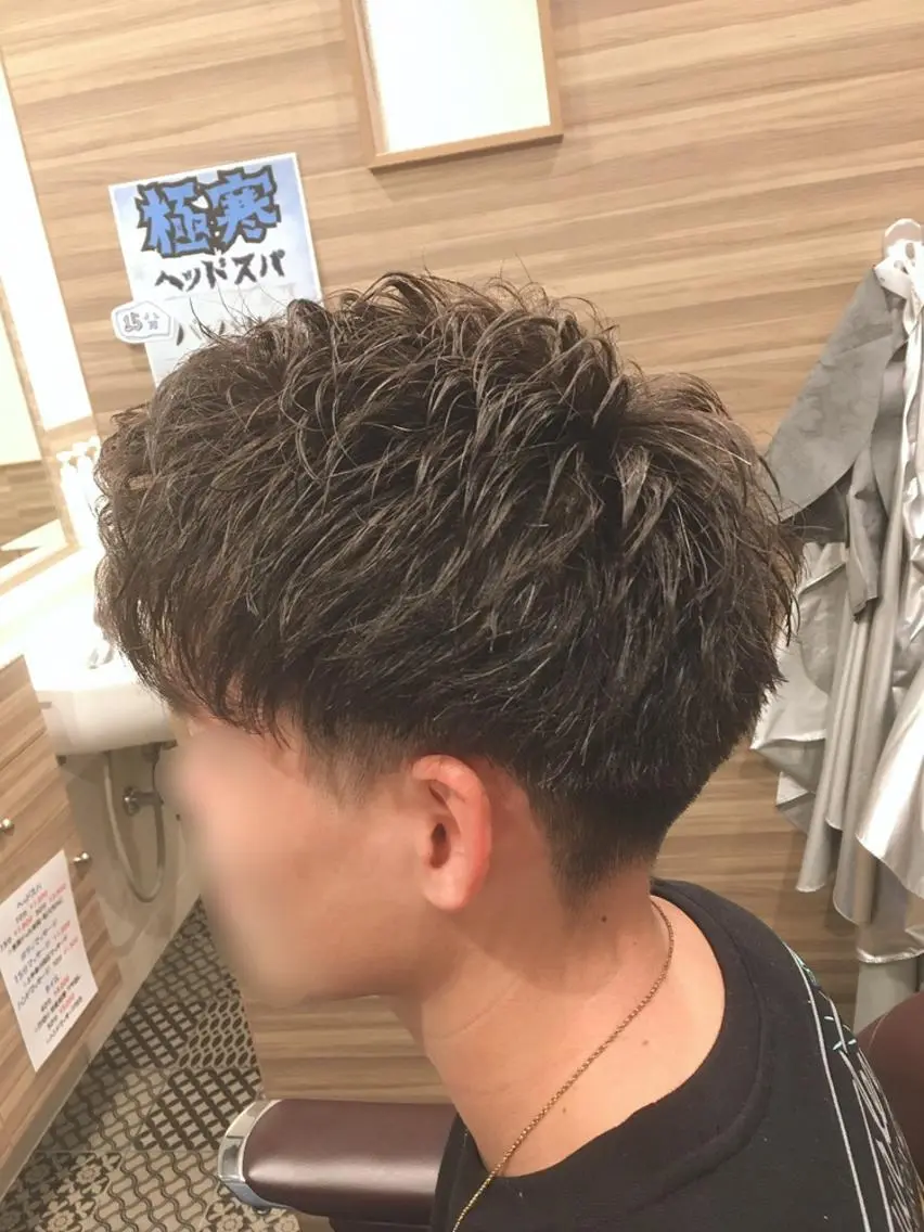 ショート ツイストパーマ 予約1000件超 ✨メンズパーマのヘアスタイル
