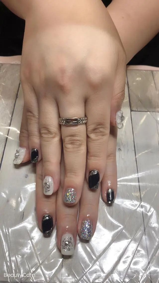 ネイル ✨アン ミユ✨のネイルデザイン