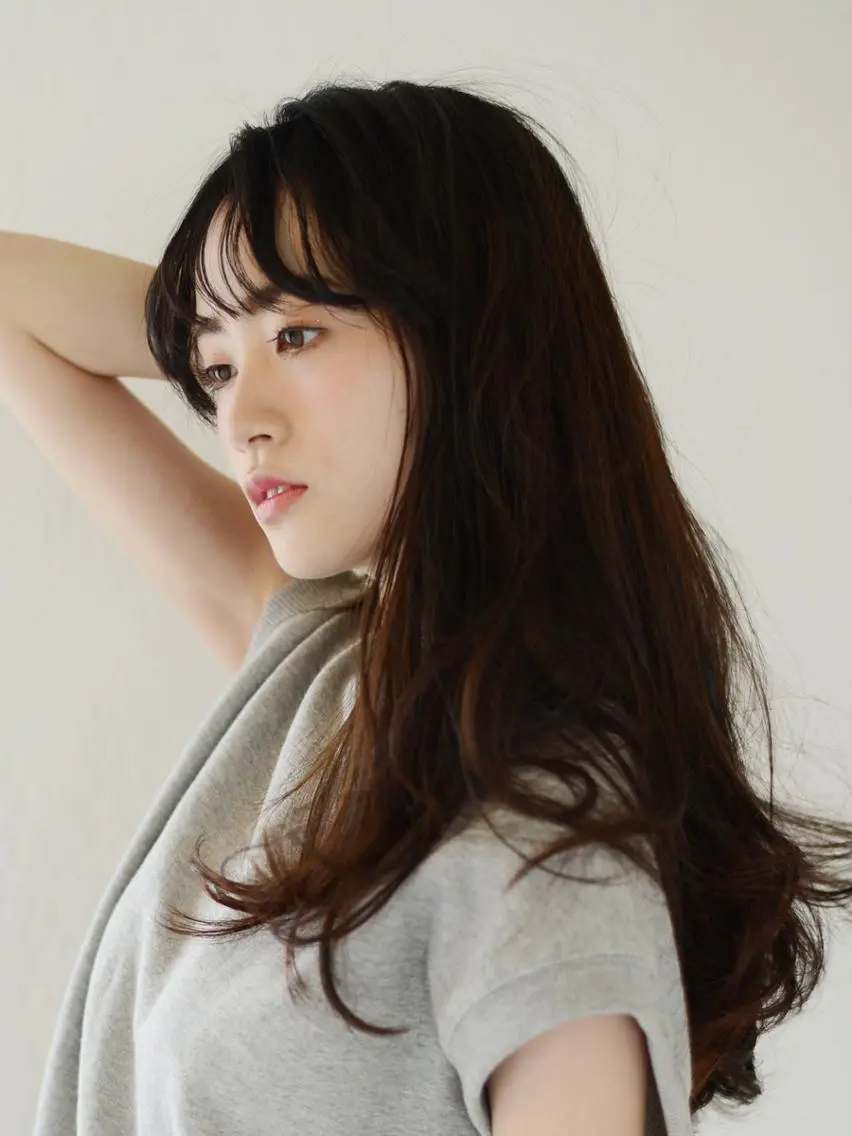 ロング 千脇 望美のヘアスタイル