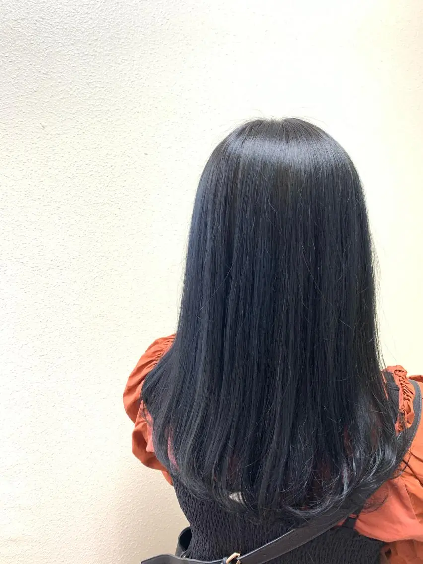 ミディアム カラー パーマ ヘアアレンジ メンズ キッズ ネイル マツエク・マツパ メンズブリーチ アディクシーカラー ブリーチ 切りっぱなしヘアボブ ミディアムヘアRYOのヘアスタイル