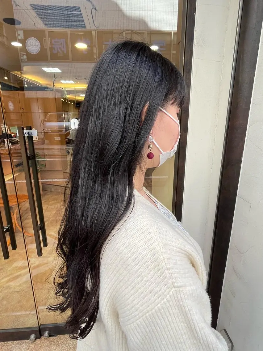 ロング 田畑 優希のヘアスタイル