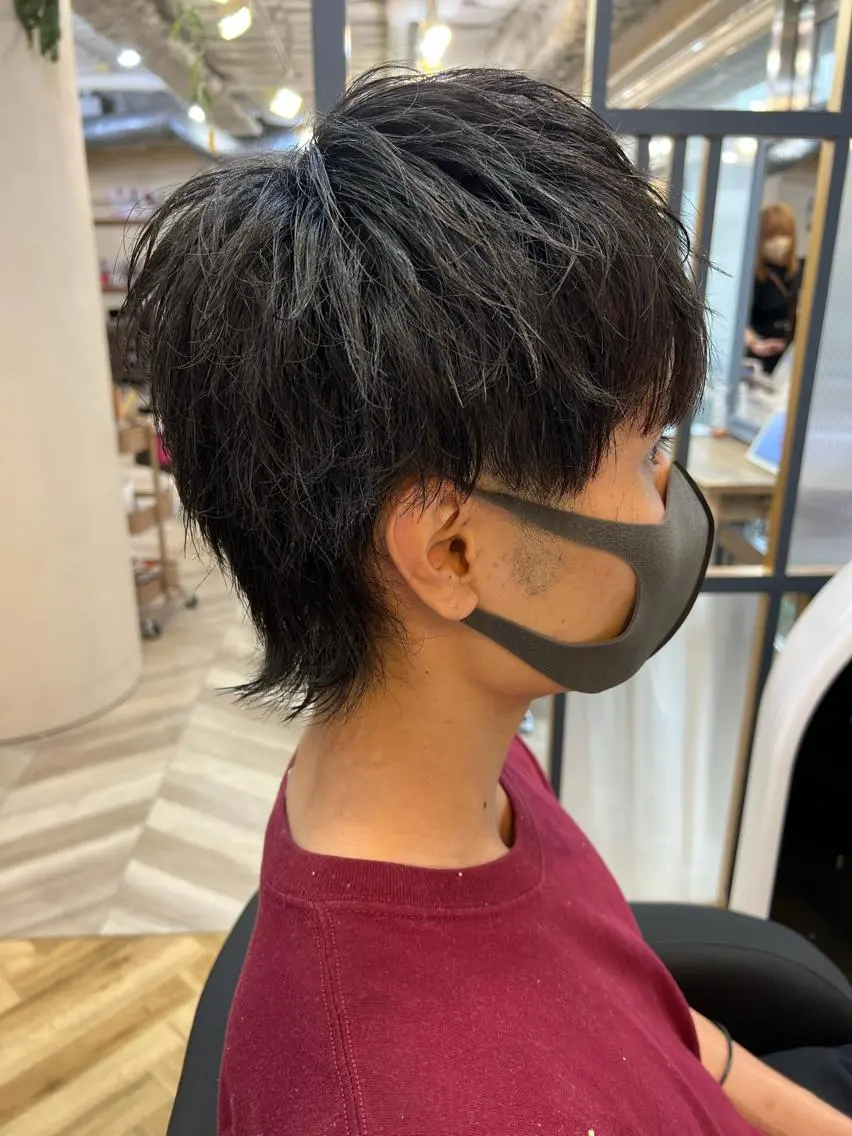 ショート メンズ 刈り上げ 🫧艶ダブルカラー ブリーチ🫧トモヤのヘアスタイル