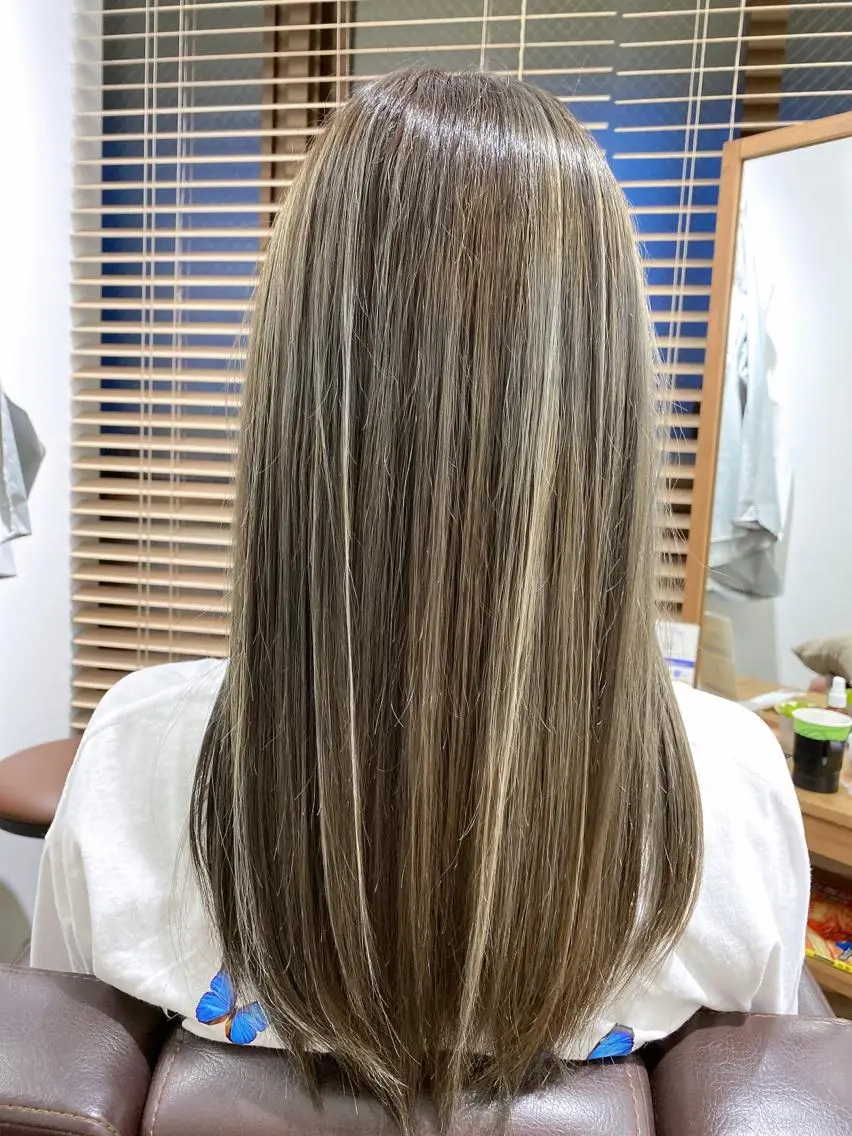 ロング カラー ヘアカラー トリートメント ハイライト⭐️上野 高広のヘアスタイル