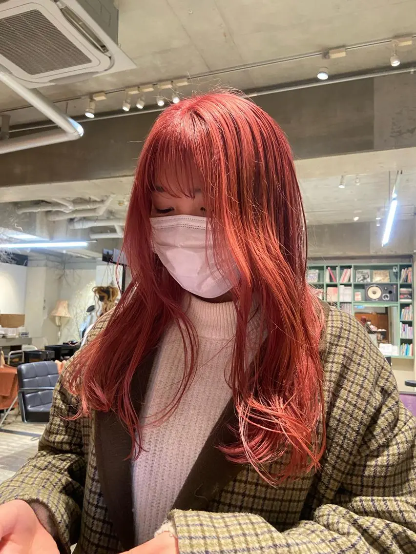 ロング カラー ピンクカラー 酸性縮毛矯正 Coreすずのヘアスタイル
