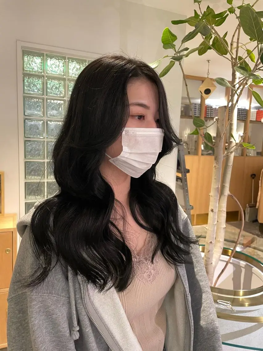 ロング 韓国風ヘア 透け感カラー/ SUのヘアスタイル