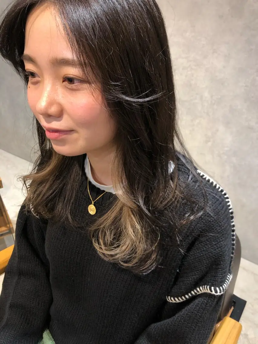 ロング カラー 東 みのりのヘアスタイル